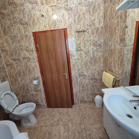 Apartments Lampalo Okuklje Εξωτερικό φωτογραφία