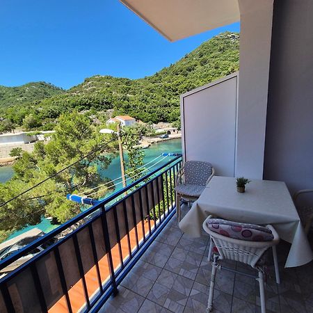 Apartments Lampalo Okuklje Εξωτερικό φωτογραφία