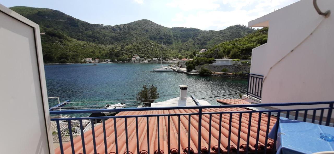 Apartments Lampalo Okuklje Εξωτερικό φωτογραφία