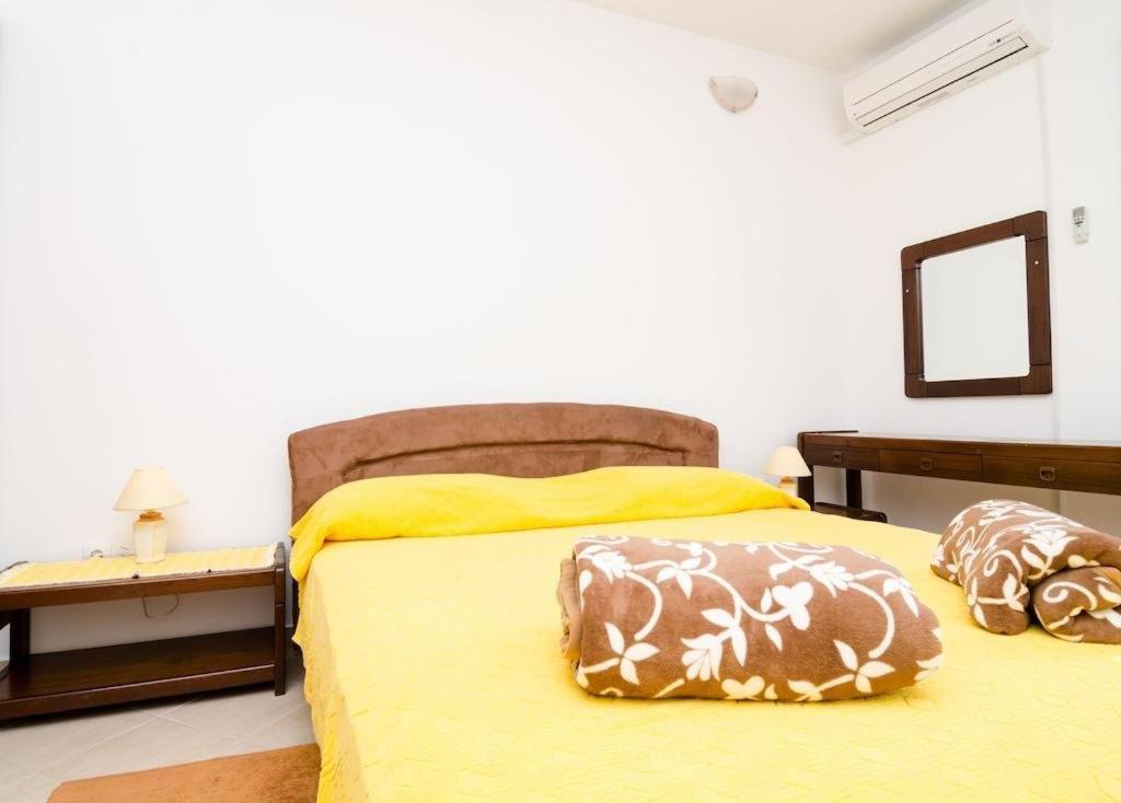 Apartments Lampalo Okuklje Εξωτερικό φωτογραφία