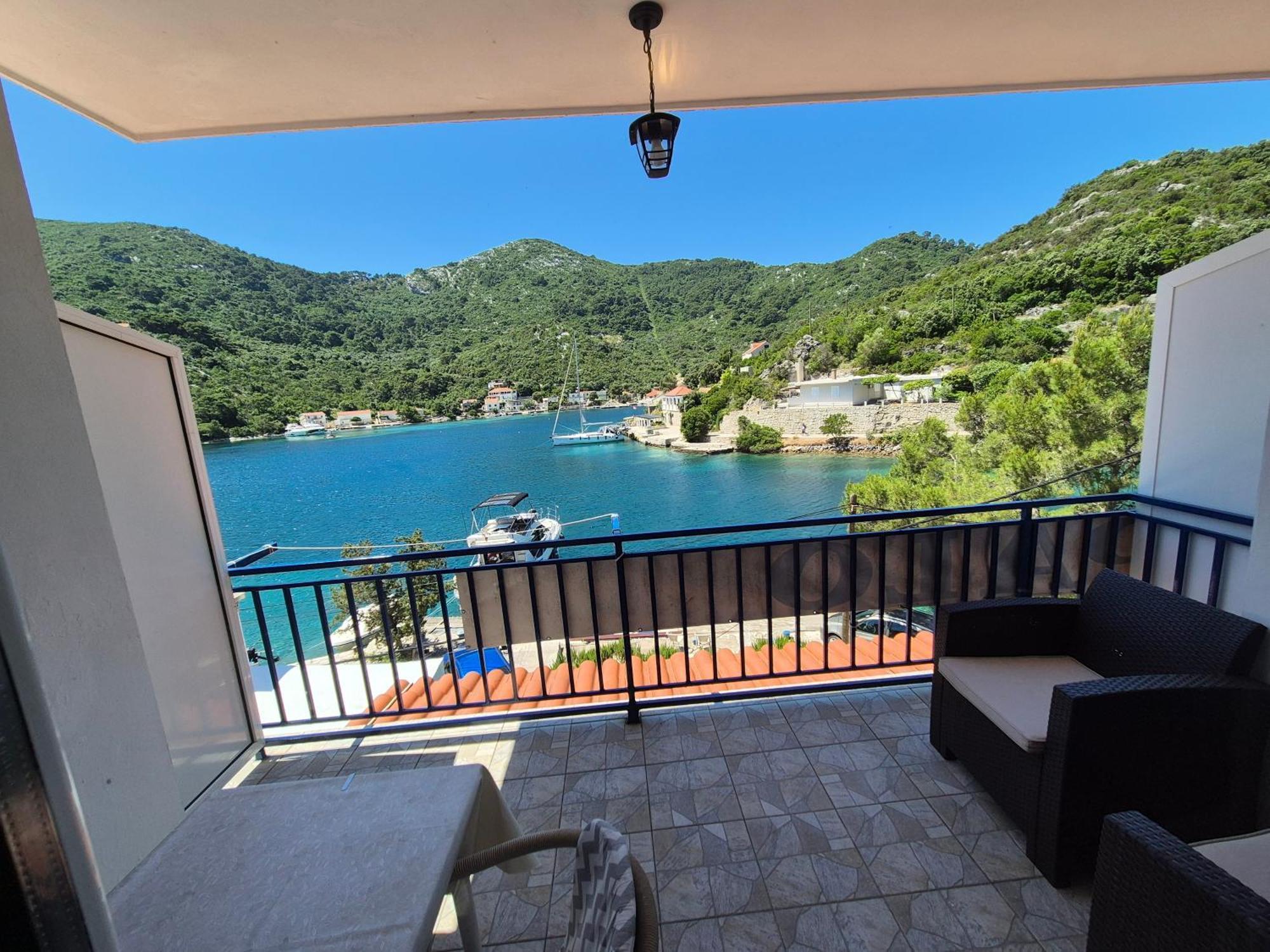 Apartments Lampalo Okuklje Εξωτερικό φωτογραφία