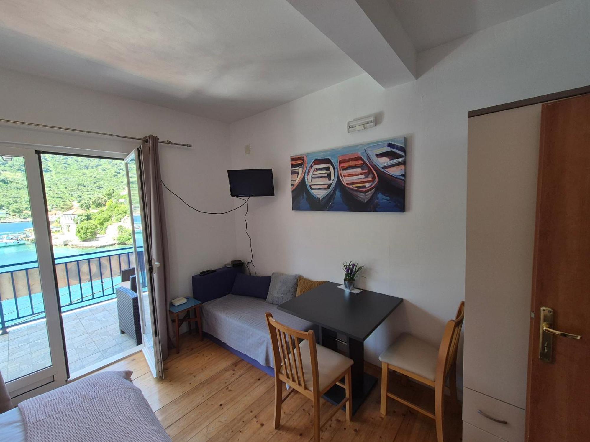 Apartments Lampalo Okuklje Εξωτερικό φωτογραφία