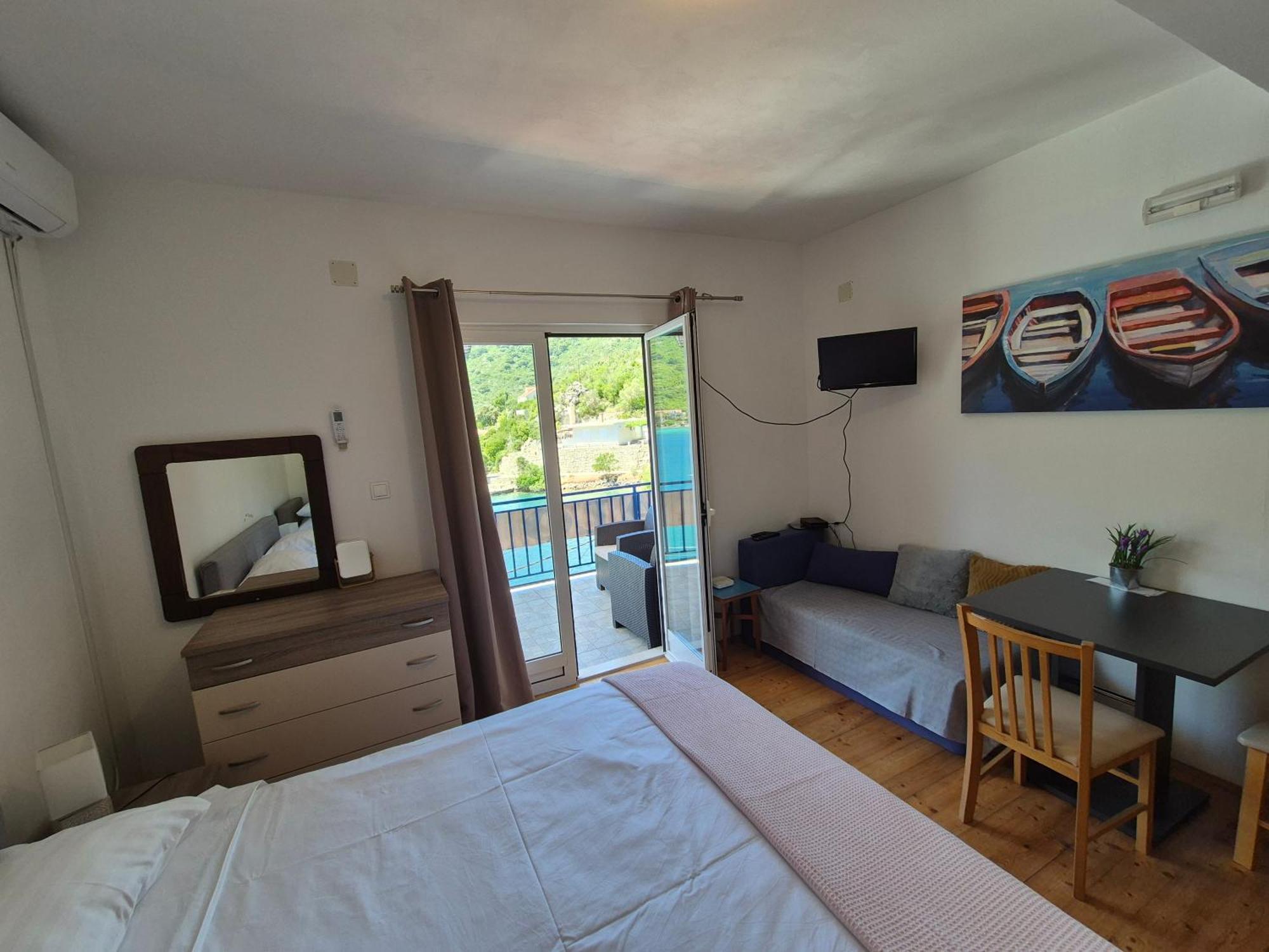 Apartments Lampalo Okuklje Εξωτερικό φωτογραφία